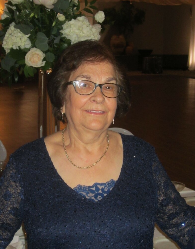 Helen Lambrinos (née Roussis)