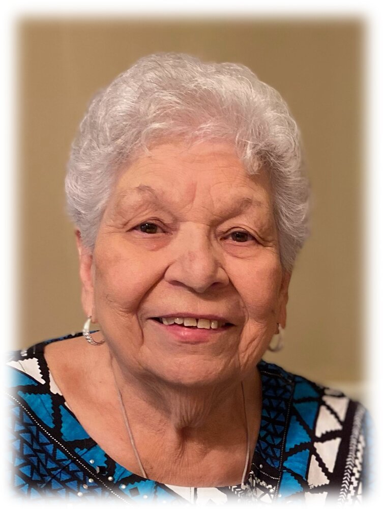 Lynette "Lyn" Ridley