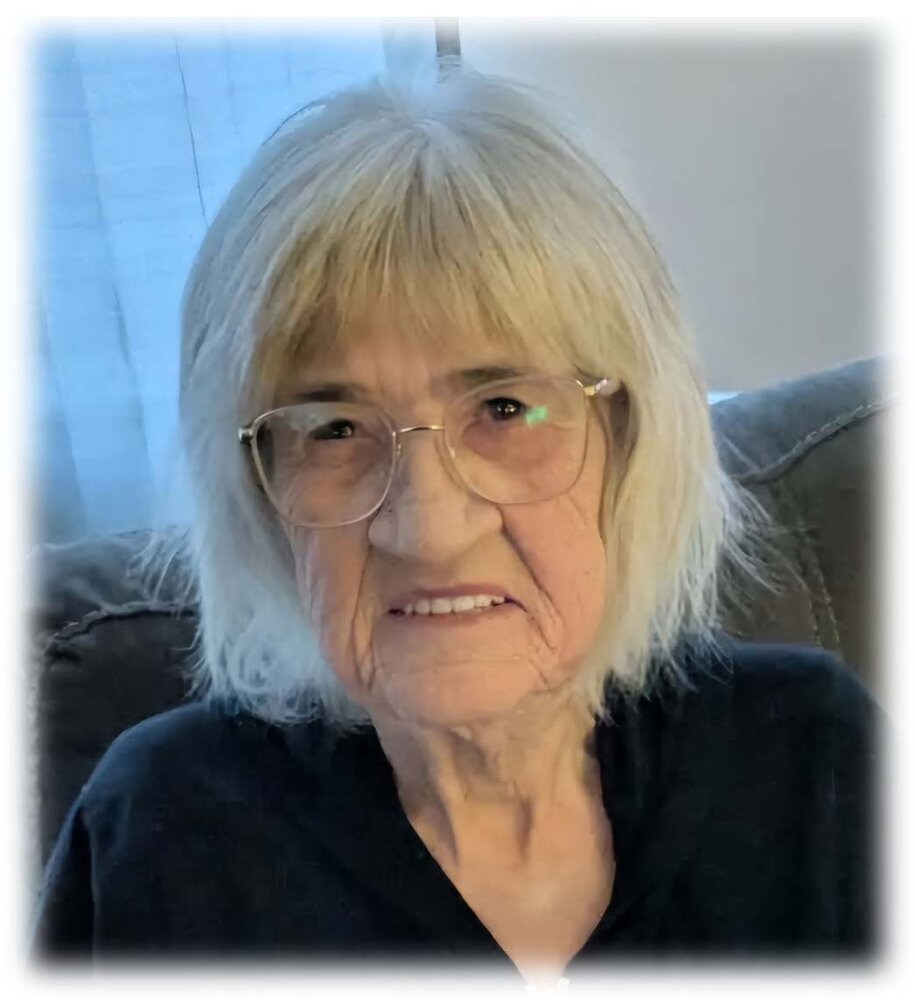 Lorraine Ulch (née Saunders)   